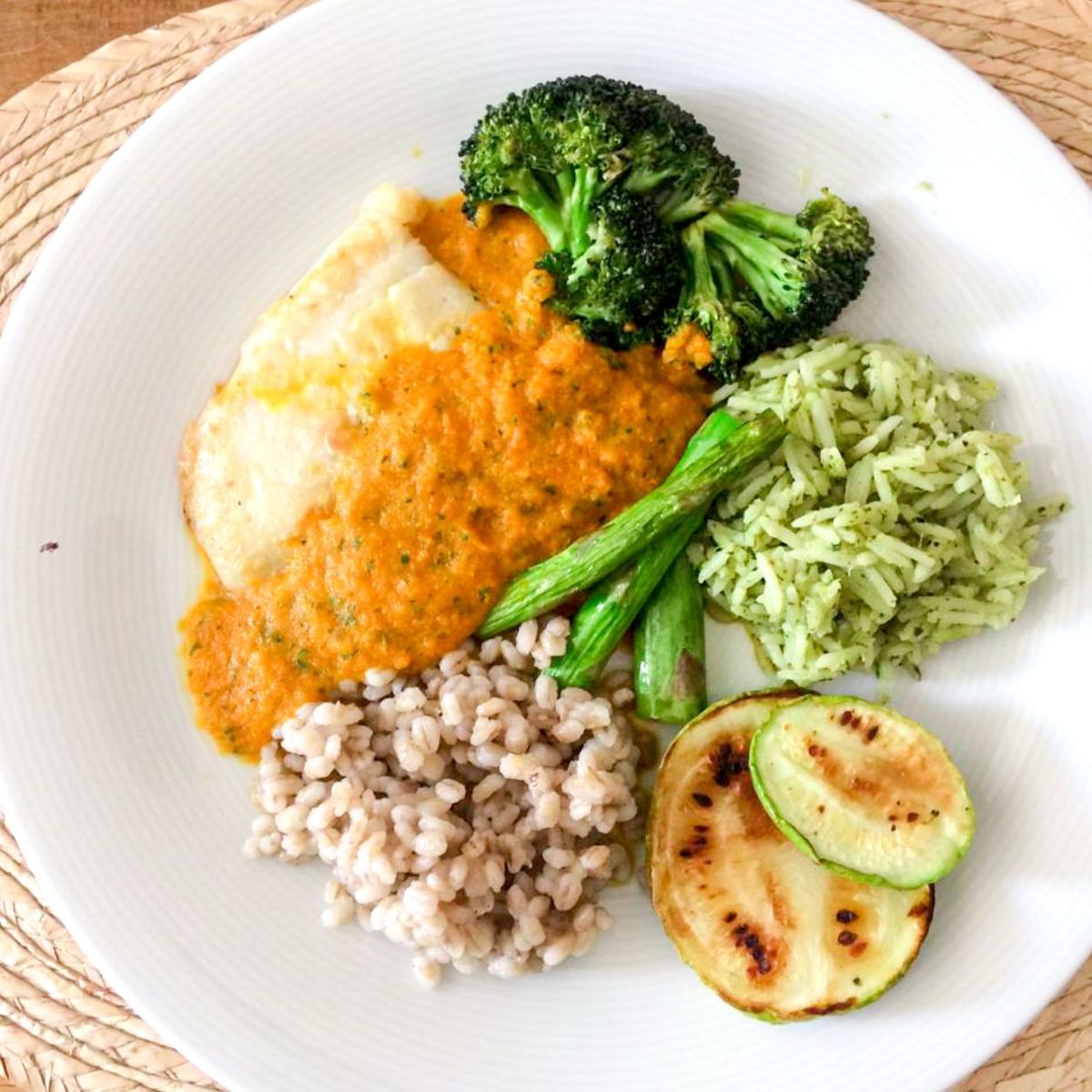 Pescado en Salsa Roja